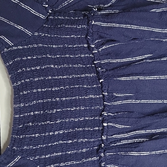 Free People crop top/frayed hem top. Size XS - Picture 10 of 10